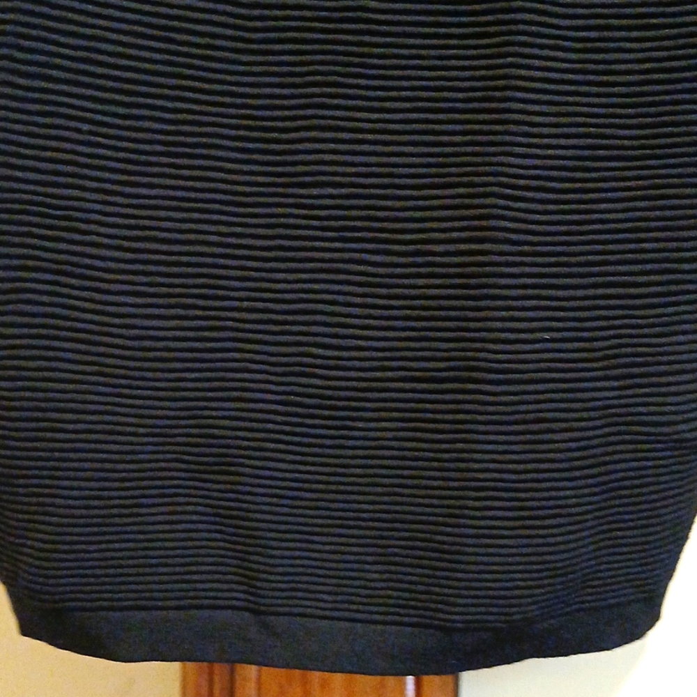 Alcea Rosea Ribbed Tank Top - Picture 3 of 6